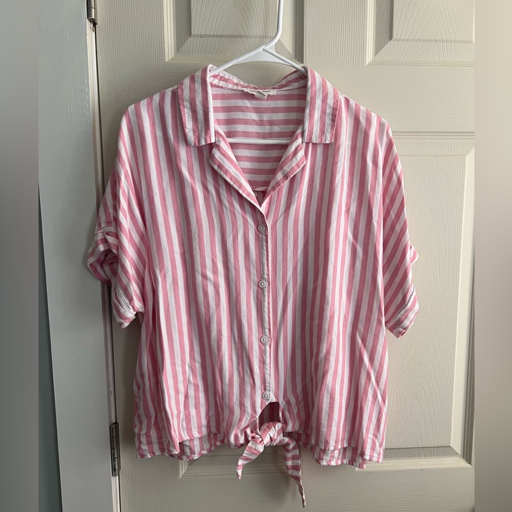 beachlunchlounge Pink and White Striped Button Front Tie Hem Blouse